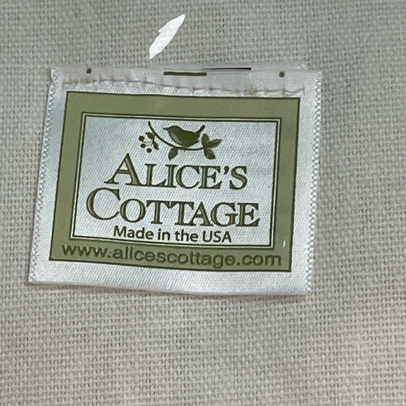 Alice’s Cottage Spiced Hot Pad Cinnamon Clover Allspice Embracing Cats New - Picture 4 of 5